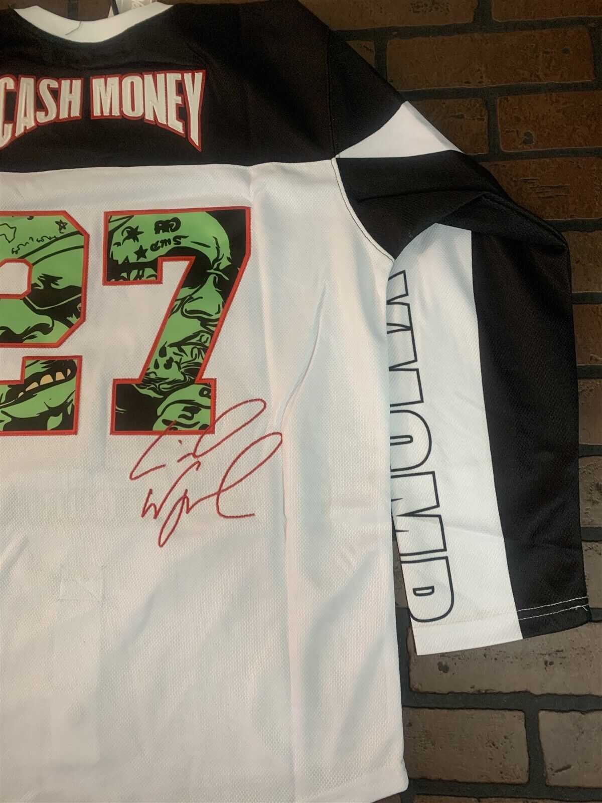 CASH MONEY Headgear Classics Hockey White Jersey ~Never Worn~ M