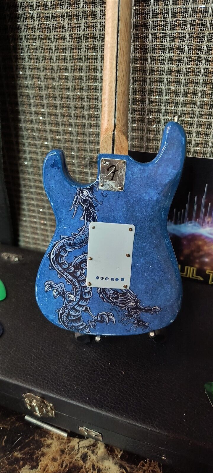 DAVID LOZEAU - The Dragon Fender Strat 1:4 Scale Replica Guitar ~Axe Heaven~