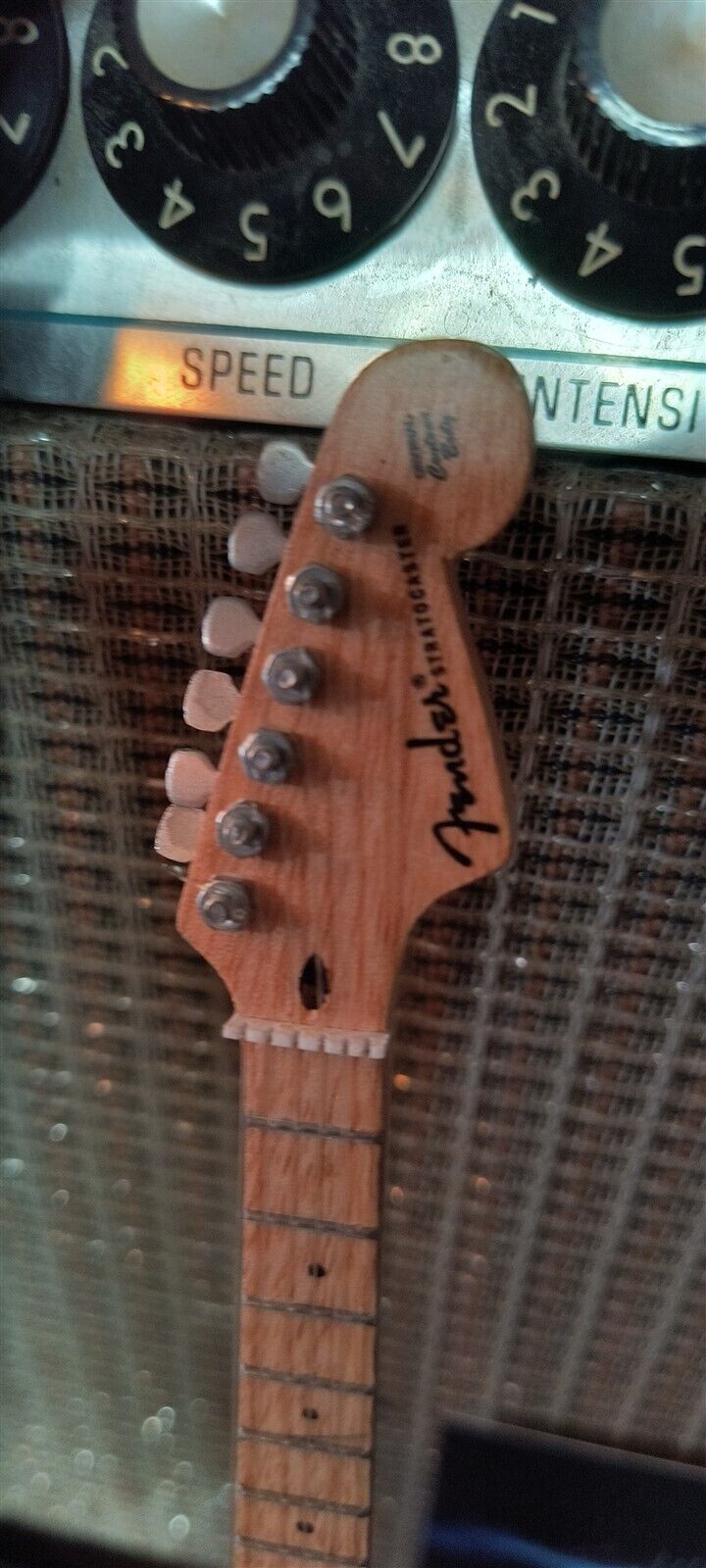 DAVID LOZEAU - The Dragon Fender Strat 1:4 Scale Replica Guitar ~Axe Heaven~