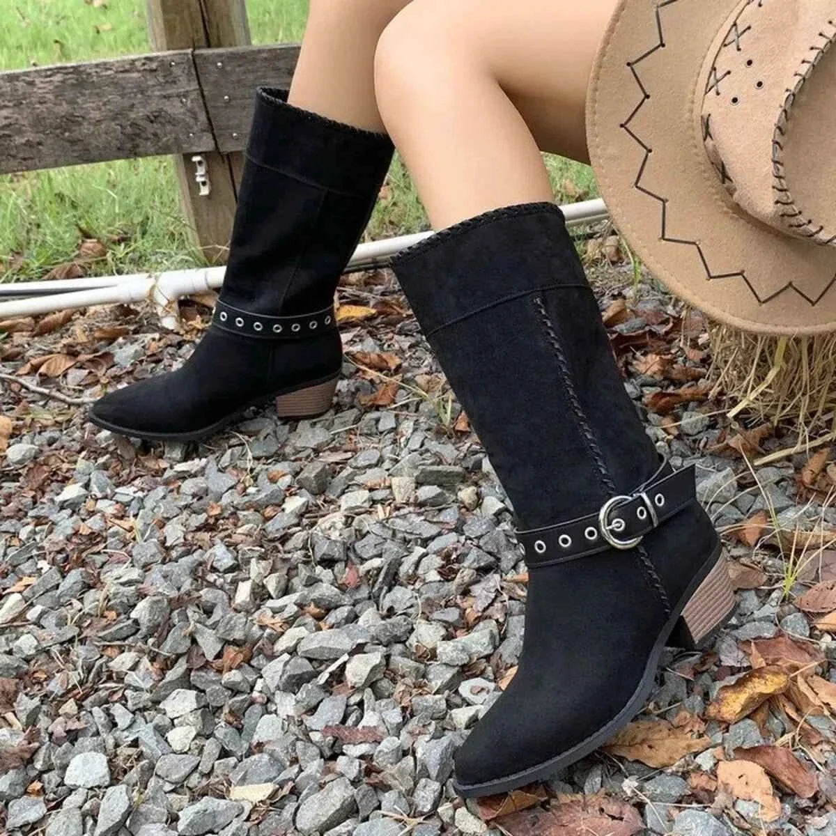 Stylish Point Toe Block : Heels Boots