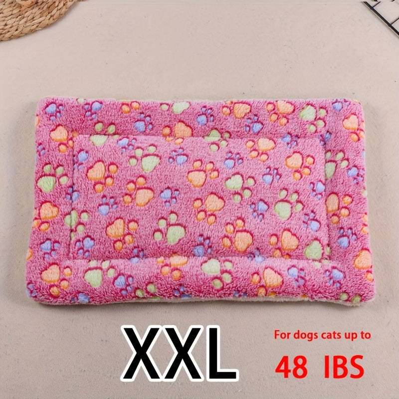 All-Season Dirt-Resistant Rectangular Pet Blanket - Comfortable Dog Paw Heart Print Pet Bed, 1pc
