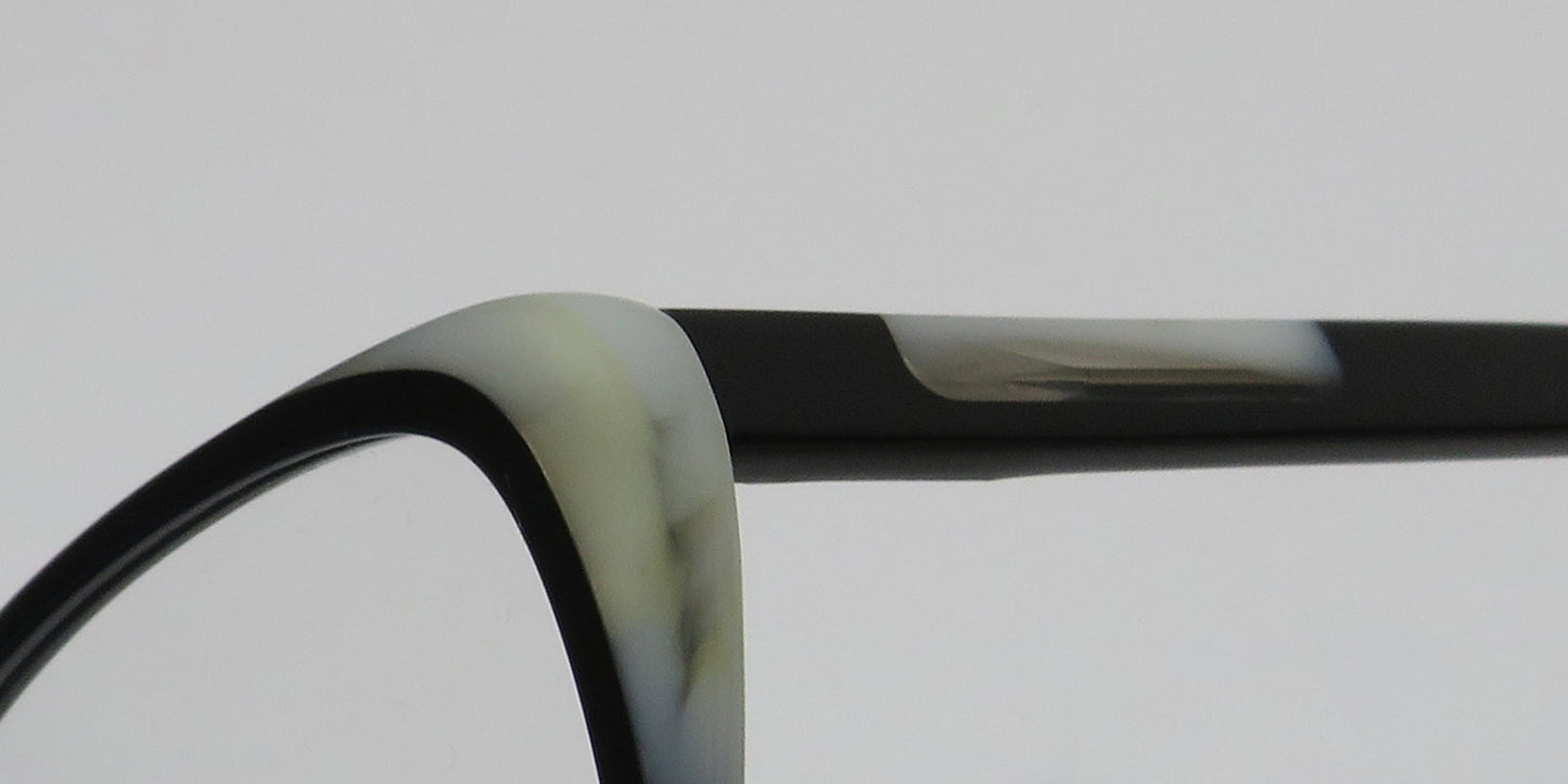 Vera Wang V542 Eyeglasses