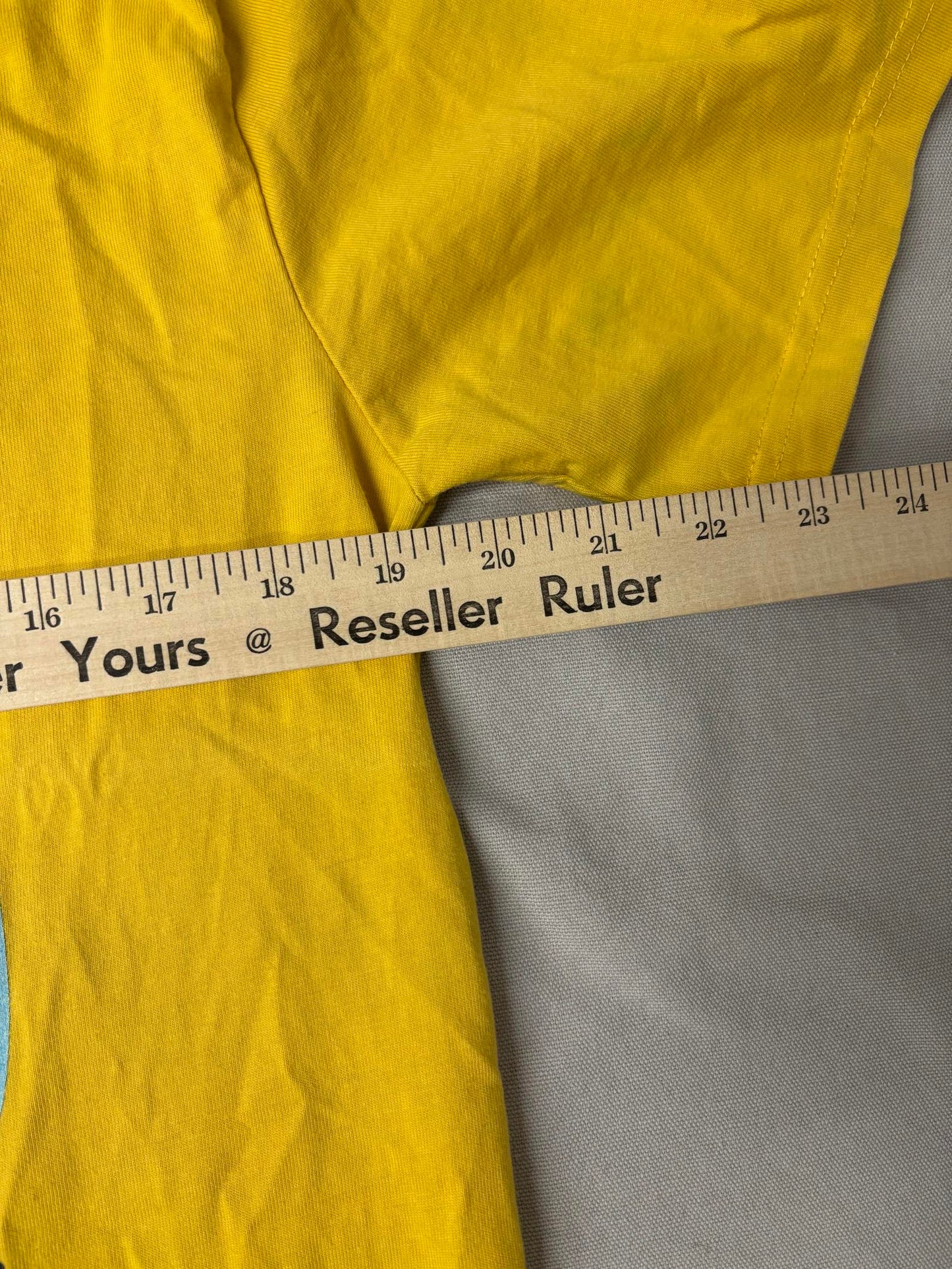 Thats Right! T-shirt Skateboard Mustard Do a Kick Flip Tee M