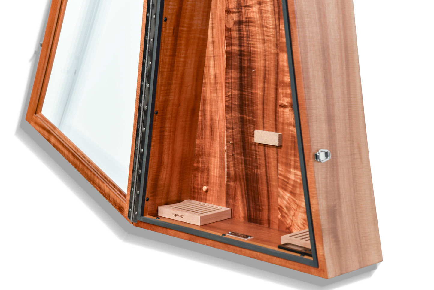 ClimaCase Triangle Humidor - Koa