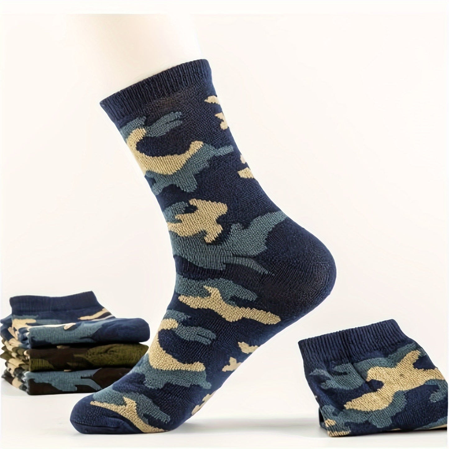 3 Pcs Men's Camo Sports Crew Socks - Durable, Stretchy, Ribbed Cuff for All Seasons