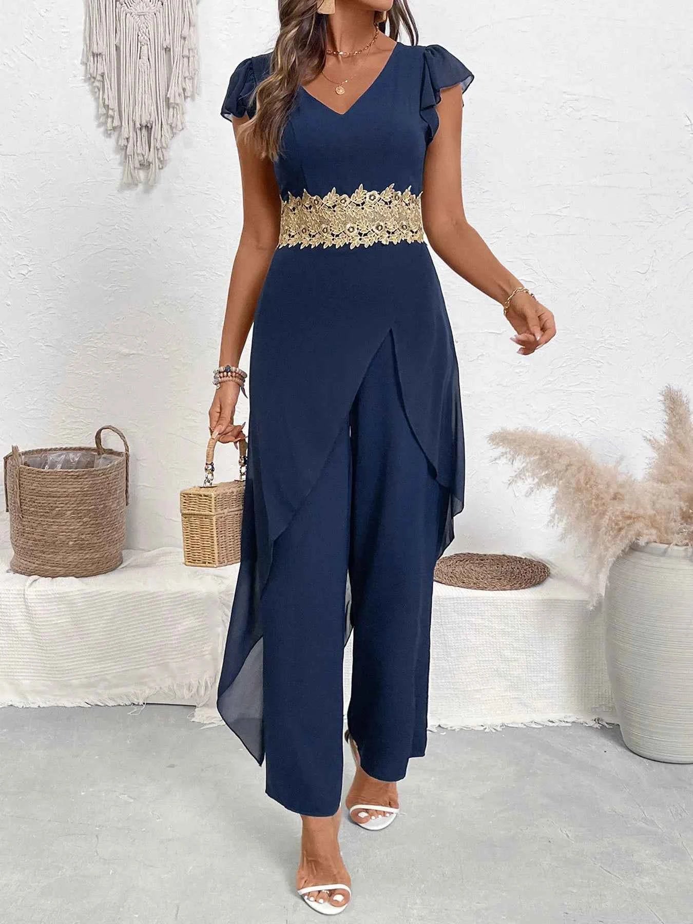 V-Neck Wide : Leg Jumpsuit