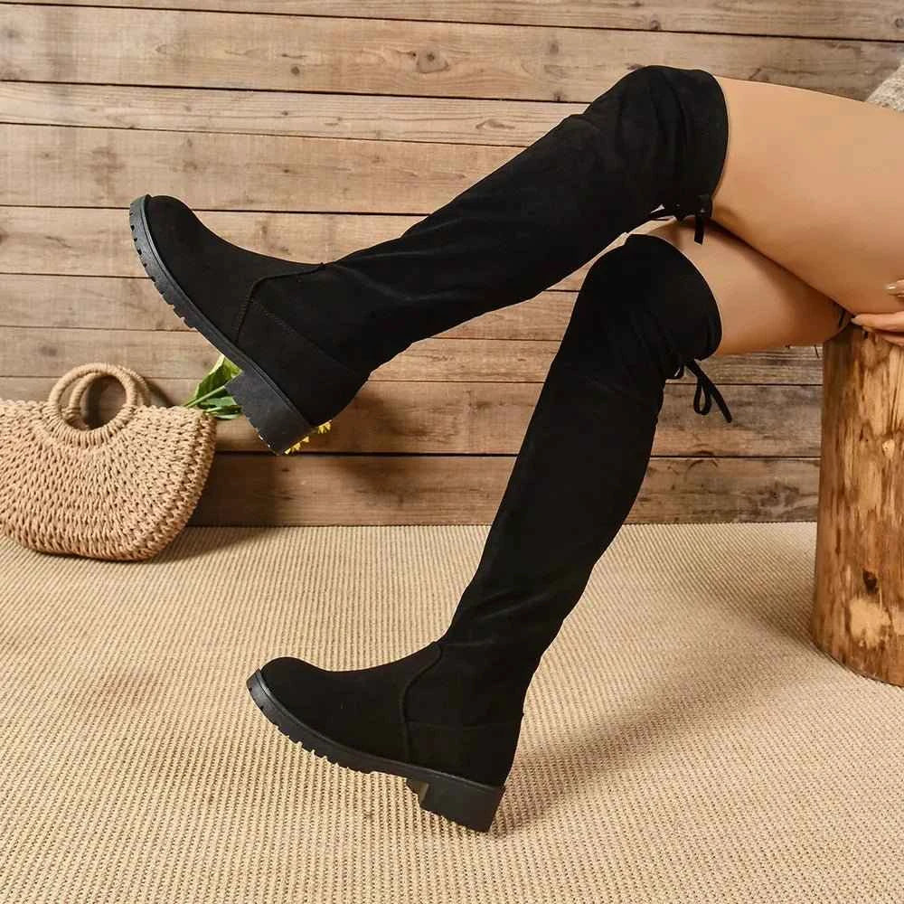 Round Toe Suede : Low Heel Boots