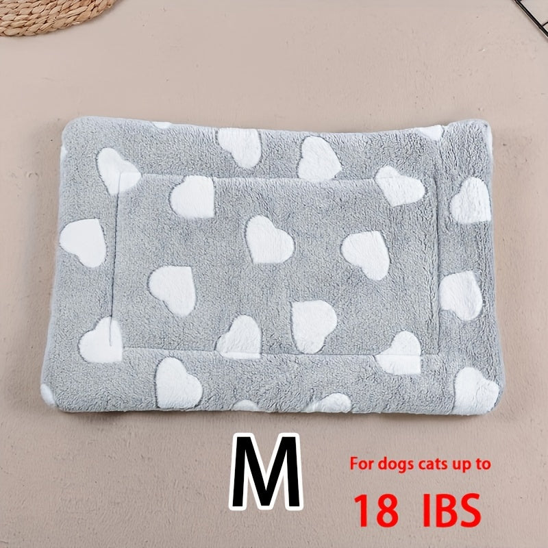 All-Season Dirt-Resistant Rectangular Pet Blanket - Comfortable Dog Paw Heart Print Pet Bed, 1pc
