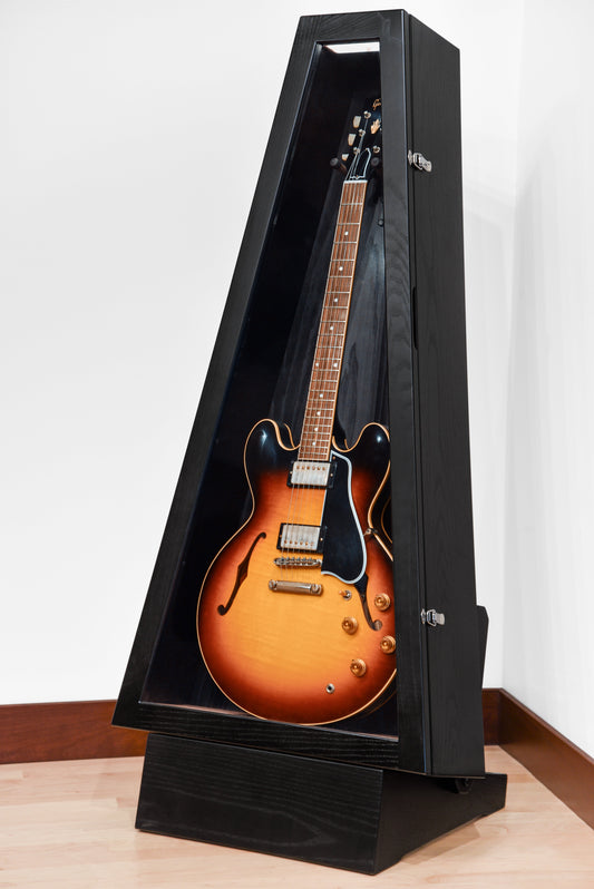 ClimaStand Triangle Humidor with Base - Northern White Ash with Piano Black