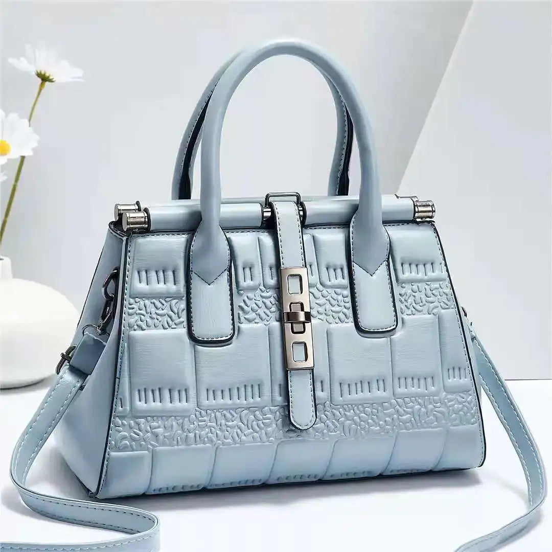 Trendy Handbags and Shoulder Bags for Ladies