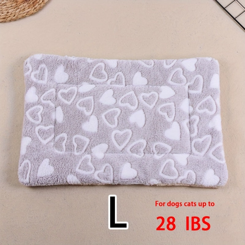 All-Season Dirt-Resistant Rectangular Pet Blanket - Comfortable Dog Paw Heart Print Pet Bed, 1pc