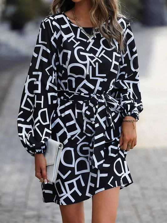 Elegant Letter Print : Long Sleeve Dress
