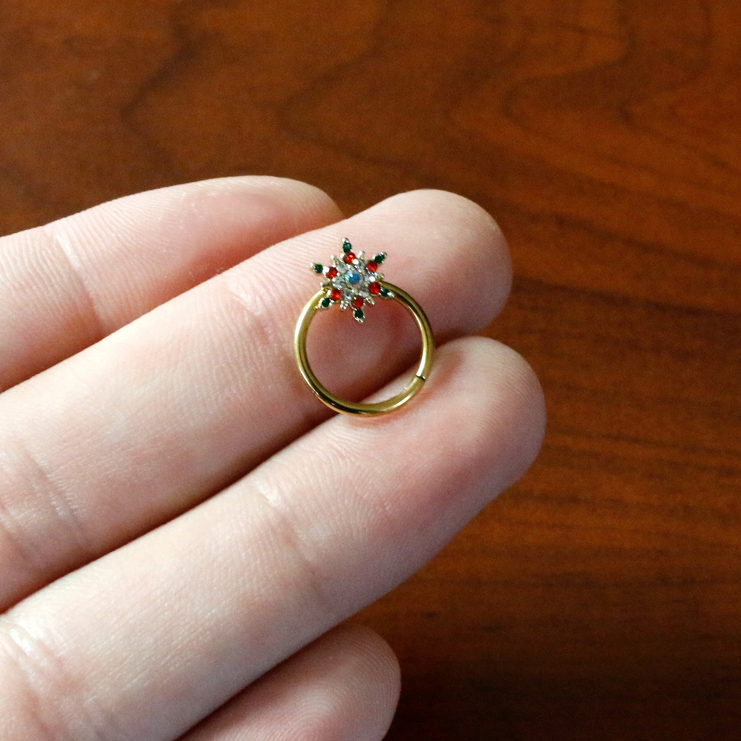 16G 3/8 Aurora Gem Gold Tone Christmas Star Hinged Segment Ring