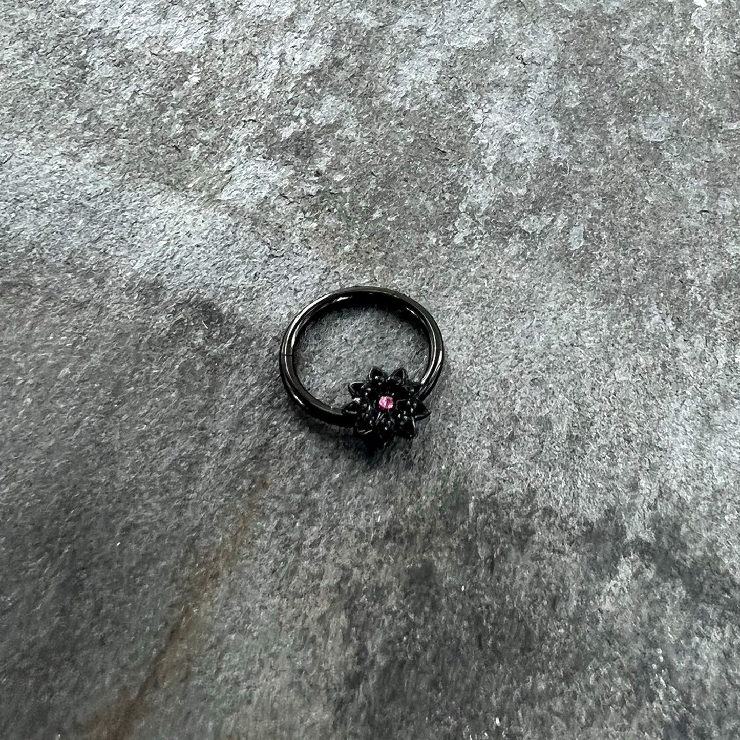 16G 3/8 Pink Gem Black Starry Flower Hinged Segment Ring