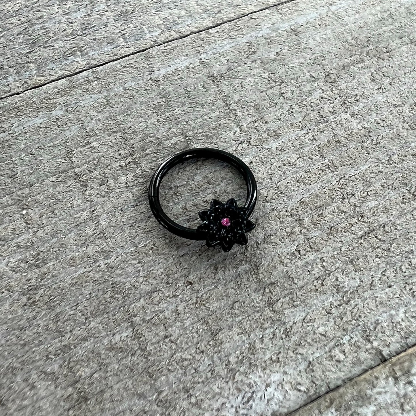 16G 3/8 Pink Gem Black Starry Flower Hinged Segment Ring