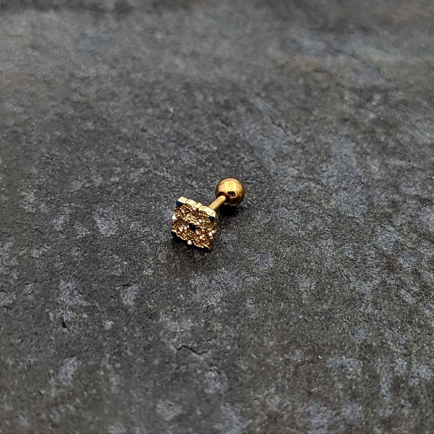 16G 1/4 Blue Gem Gold Tone Lacy Rhombus Cartilage Tragus Earring