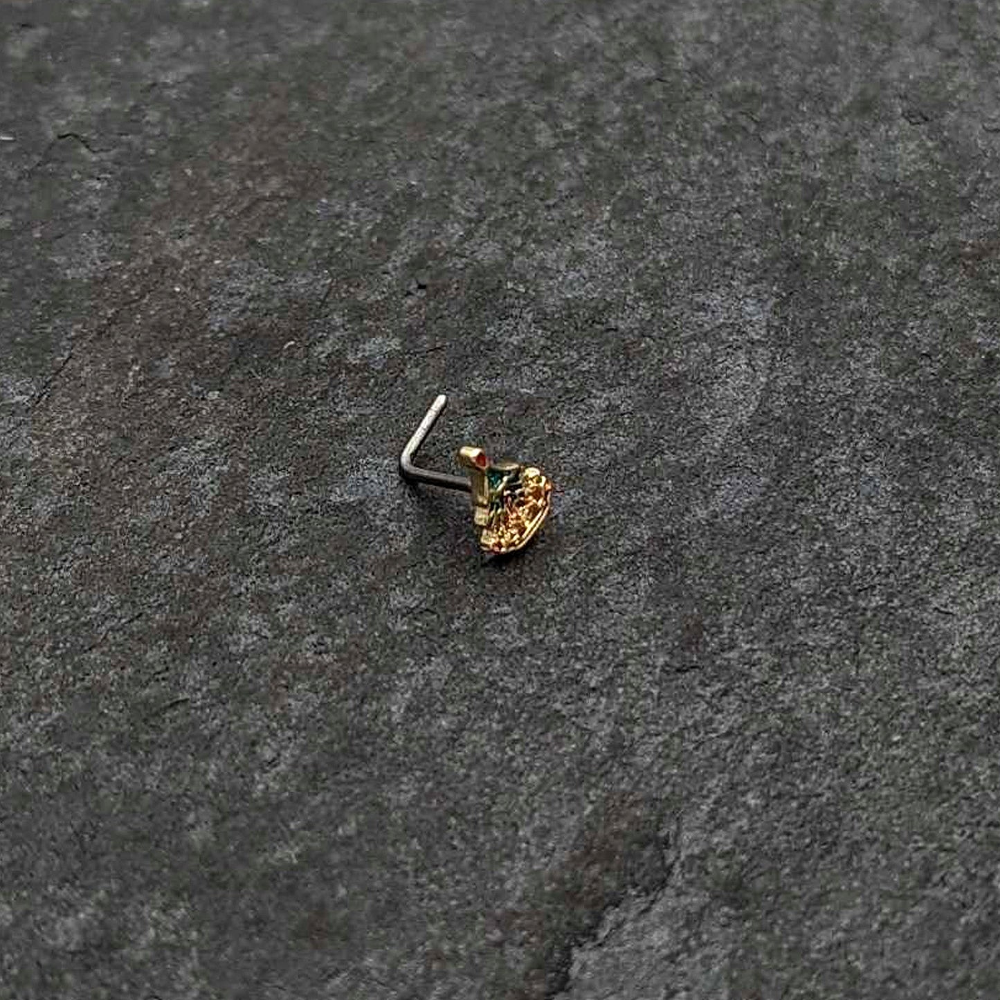 20G 7mm Red Gem Deco Holiday Tree Golden L Shape Nose Ring