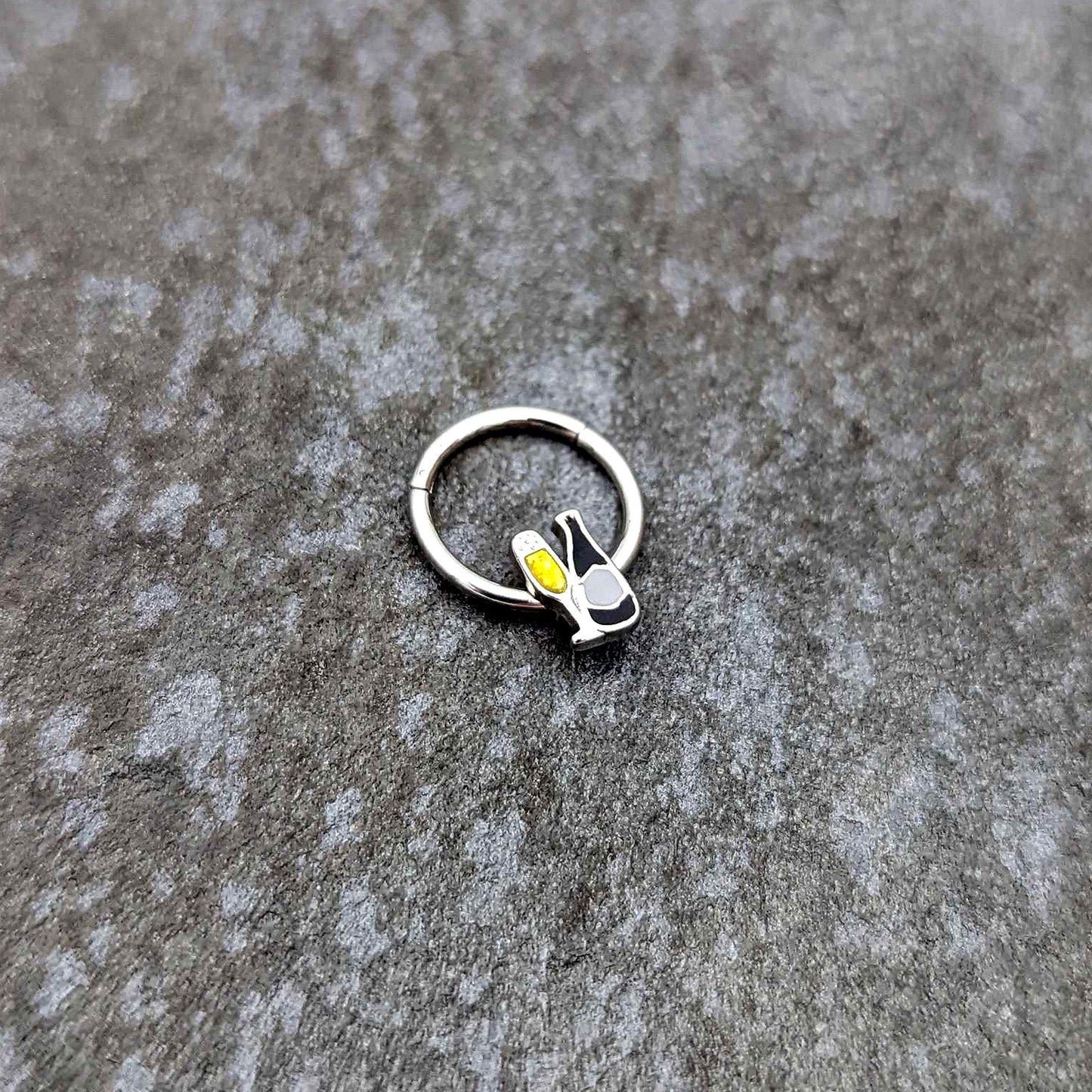 16G 3/8 Champagne Bottle Flute Yellow Hinged Segment Ring