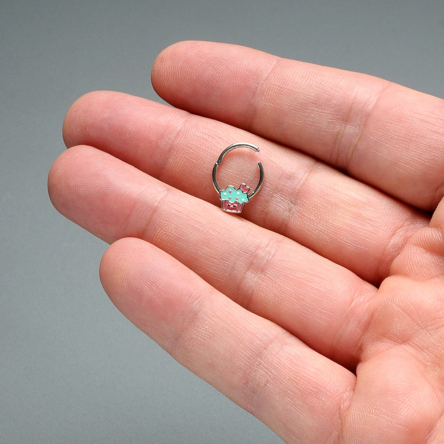 16G 3/8 Sweet Happy Cupcake Hinged Segment Ring
