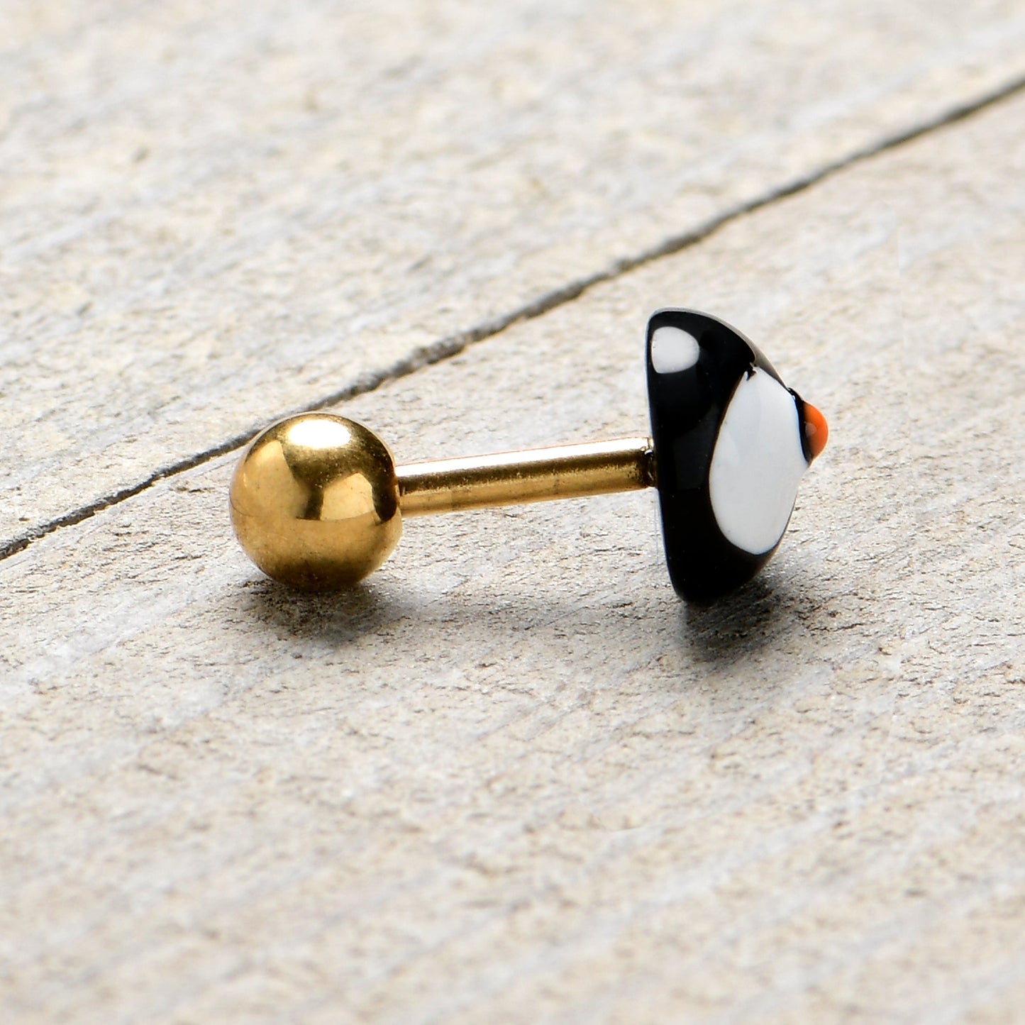 16G 1/4 Gold Tone Round Penguin Face Holiday Cartilage Earring