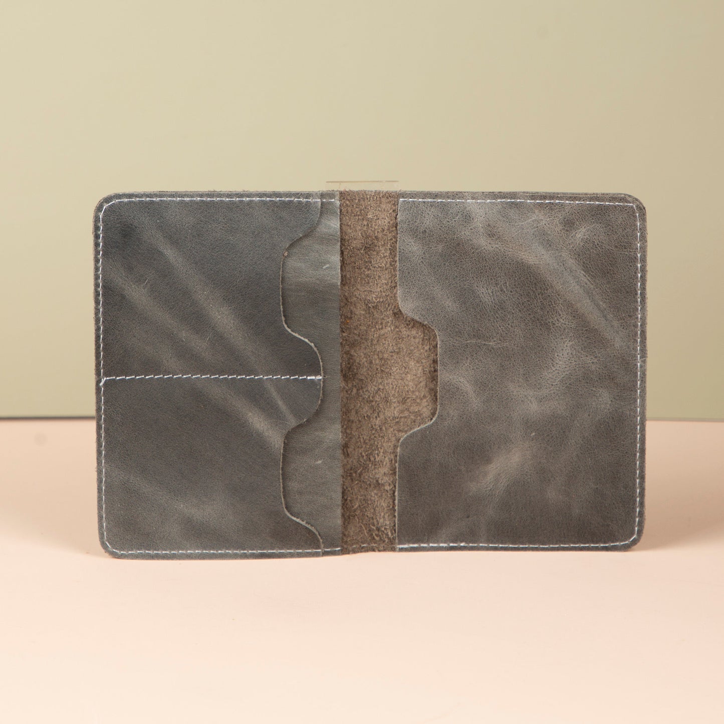 Leather Passport Holder - Light Gray - Milan
