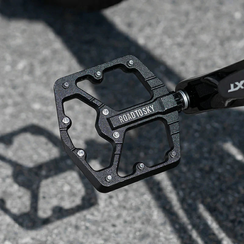 ROCKBROS Large Tread CNC Aluminum Pedals with Sealed Bearings-Road To Sky