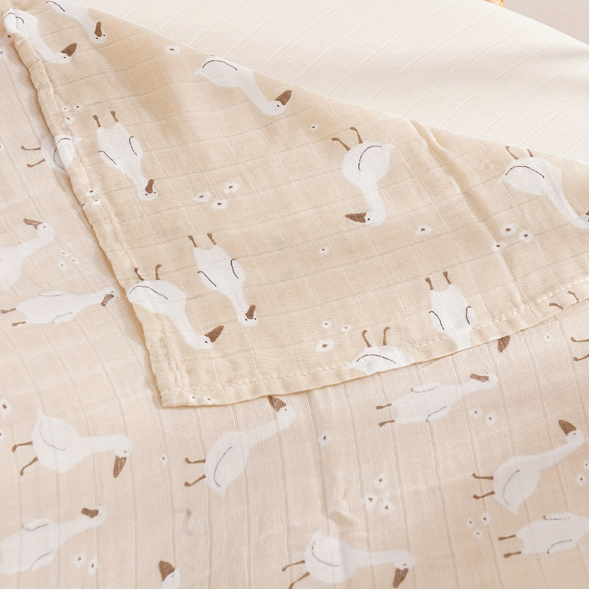 2 Layers Muslin Blanket, Bamboo Cotton Muslin Blanket For Home And Travel Use Halloween, Christmas Gift