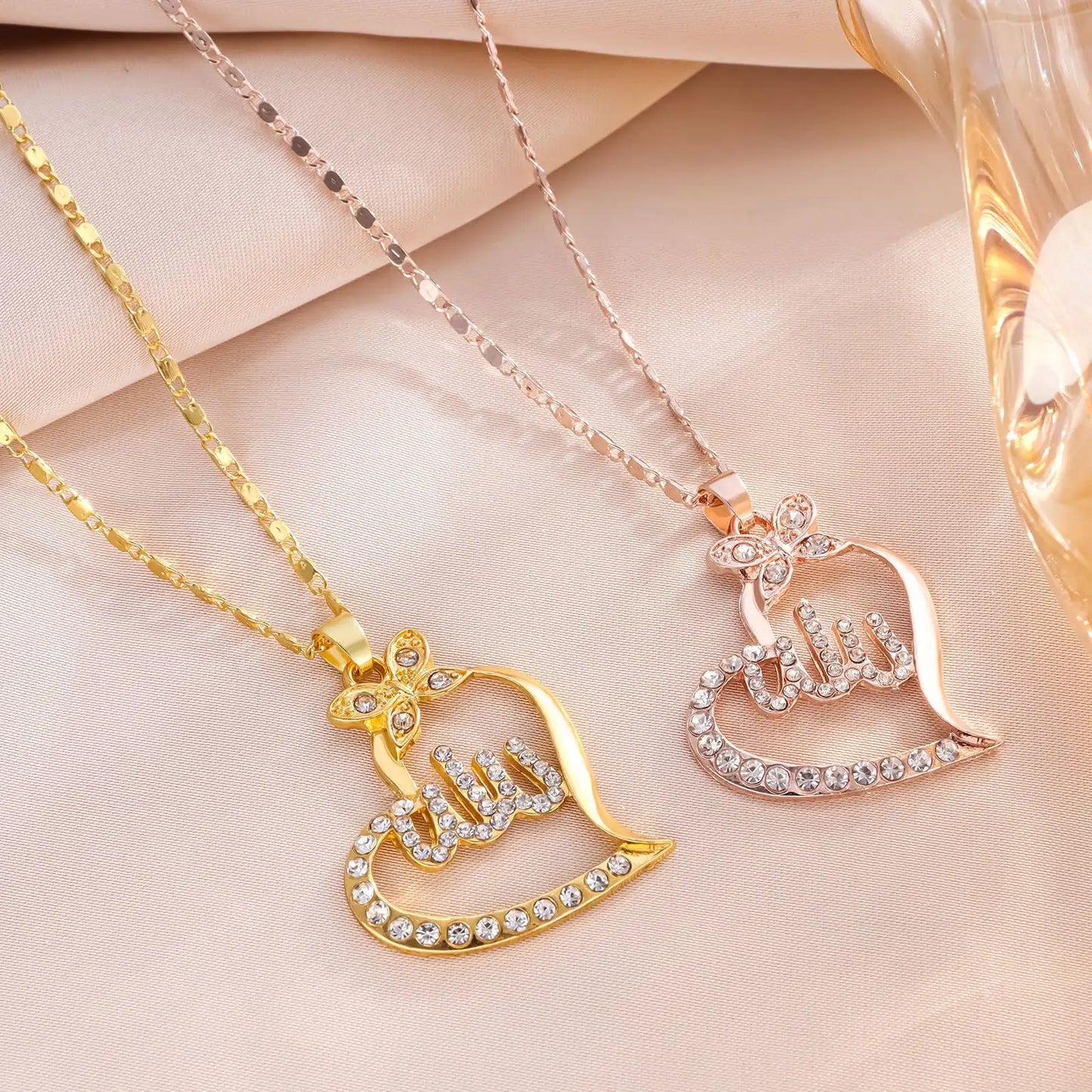 Creative Heart Full Diamond Fashion Hollowed-out Necklace