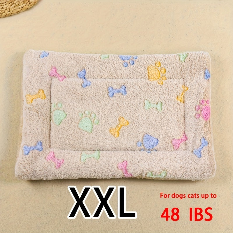 All-Season Dirt-Resistant Rectangular Pet Blanket - Comfortable Dog Paw Heart Print Pet Bed, 1pc