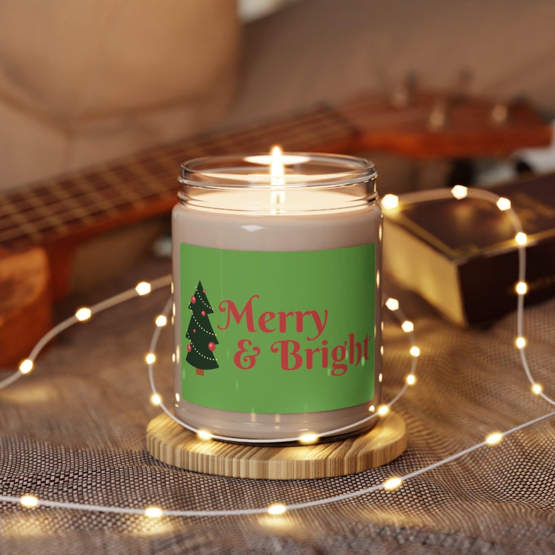 Merry & Bright Green Scented Soy Candle, 9oz - Lizard Vigilante