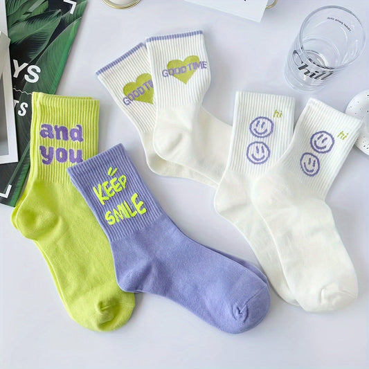 4 Pairs Fashionable Letter Graphic Socks - Womens Athletic Mid-Calf Stockings - Soft, Breathable & Trendy Designs for Everyday Wear