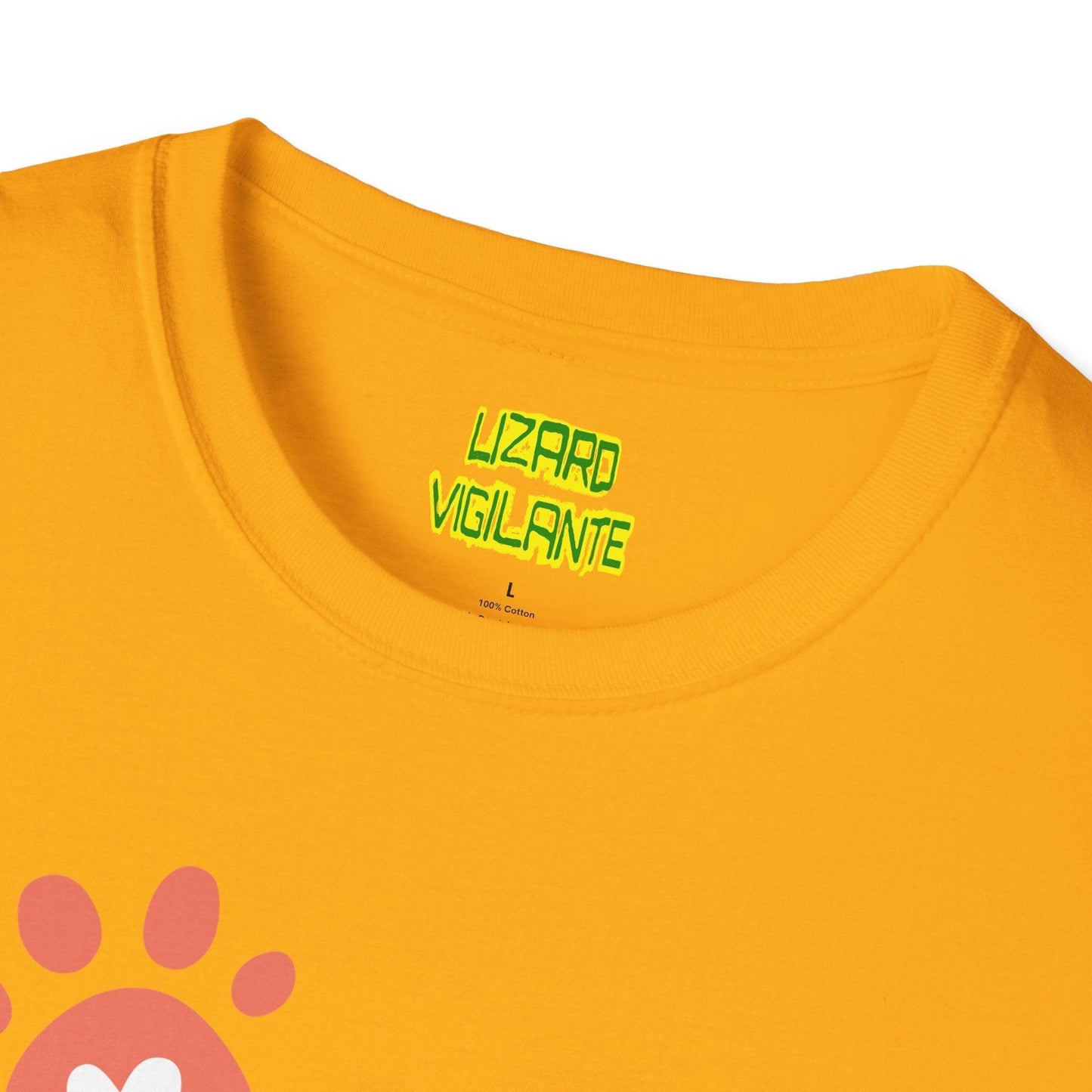 Dog Mom WITH AN ATTITUDE Unisex Softstyle T-Shirt - Lizard Vigilante