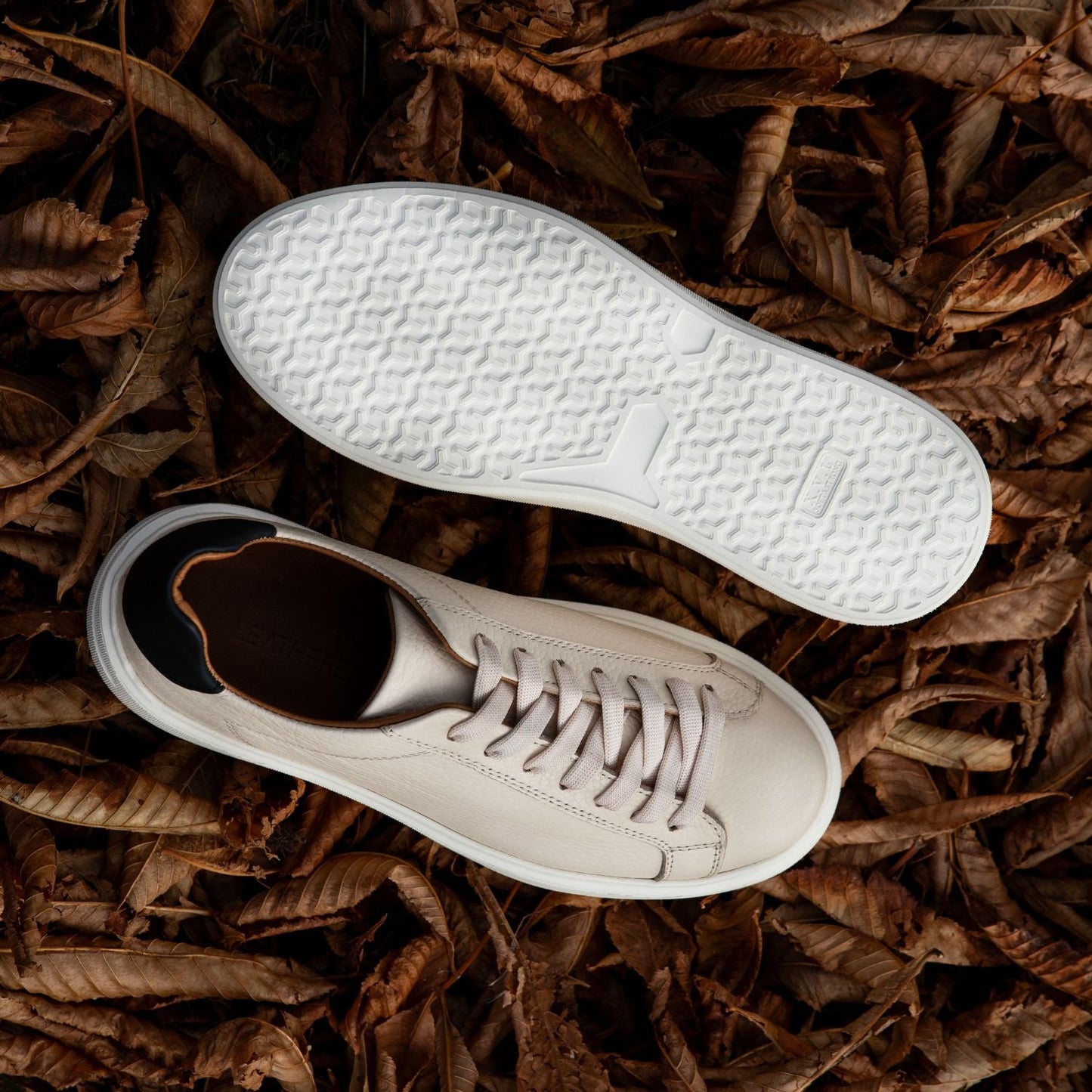 Leathere Signature Sneaker - Beige - SoHo