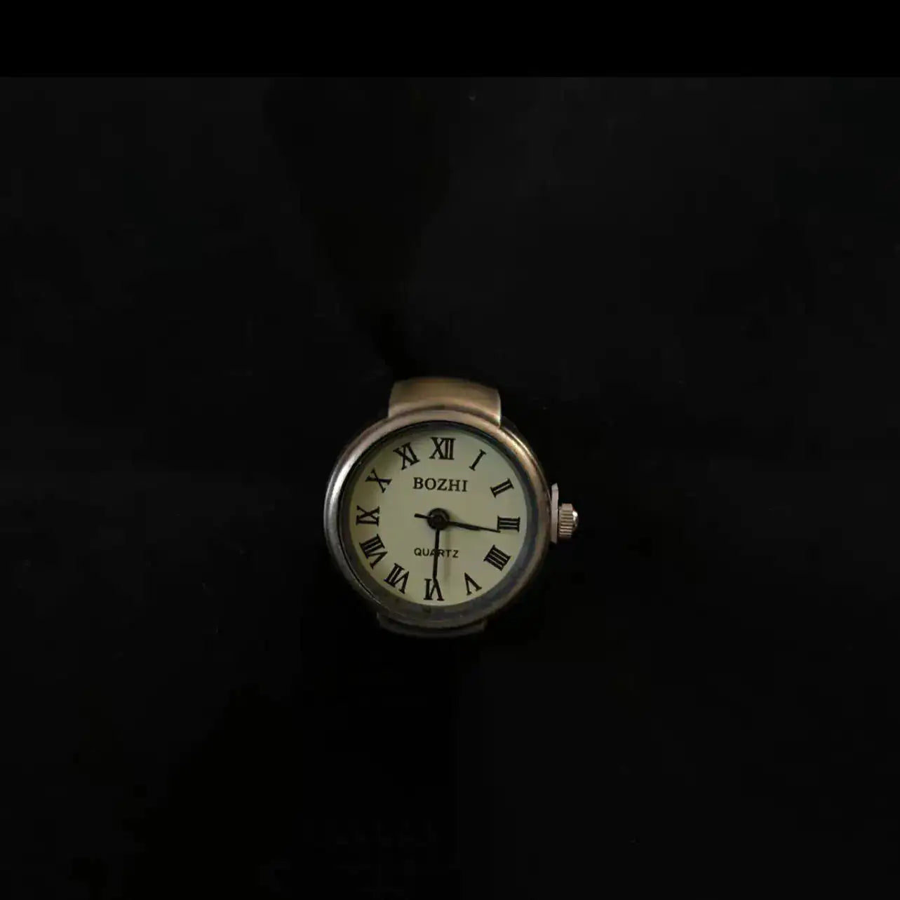 Vintage Couple Watches with Simple Ring Design