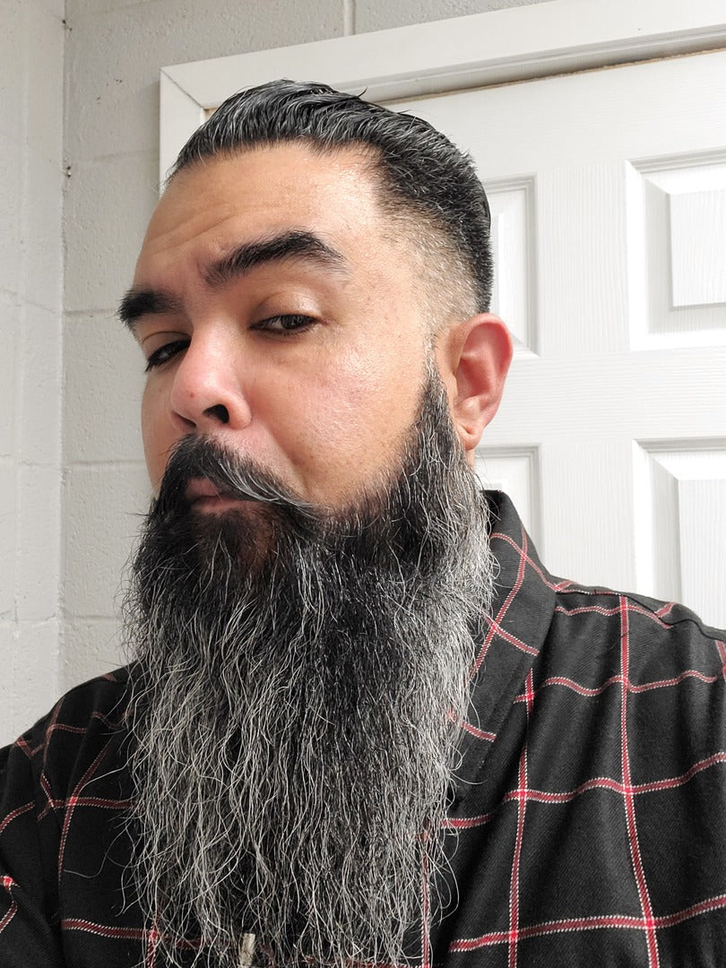 🧔 Stay Slick: Organic Beard Oil for Healthy Growth and Repair 🌿