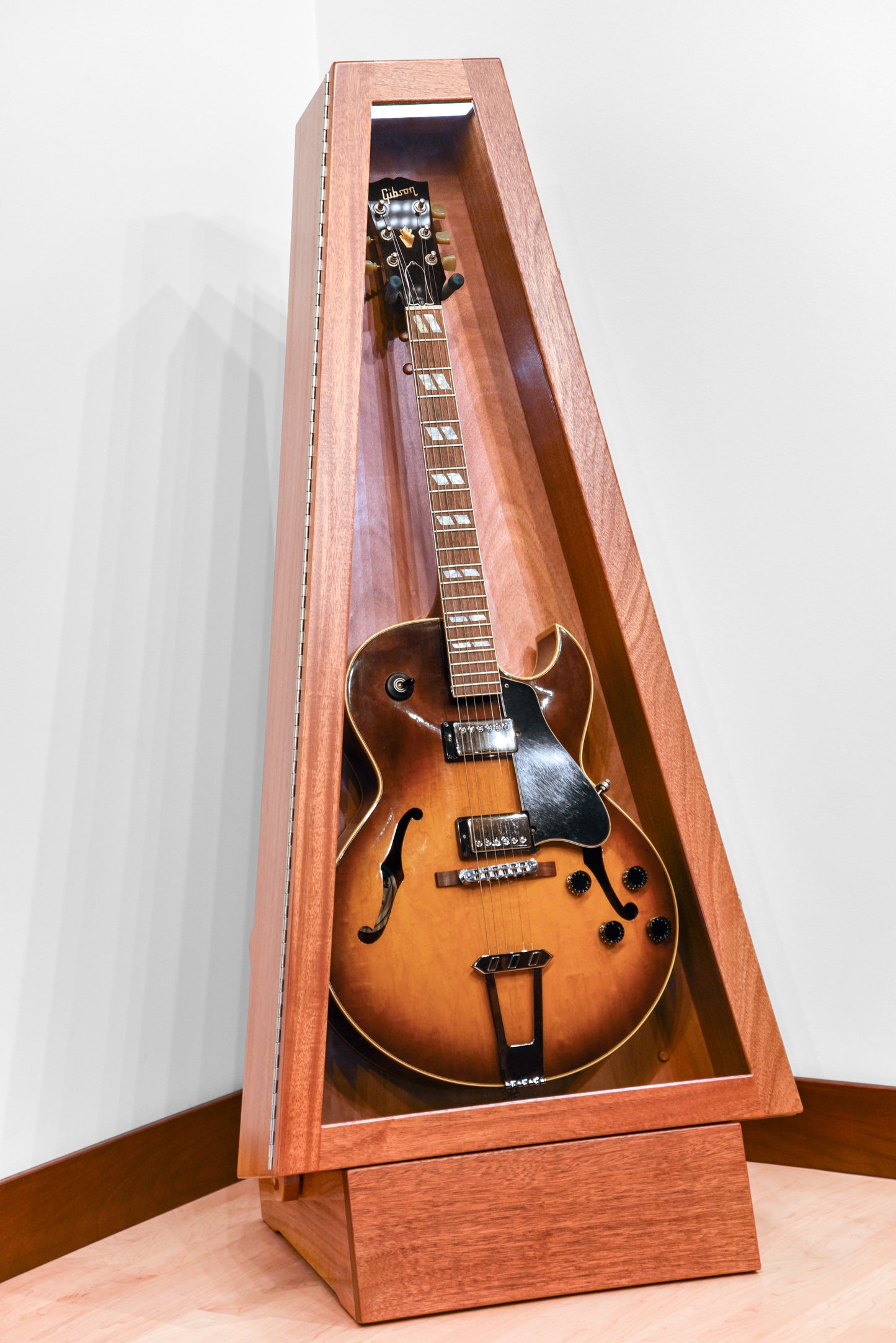 ClimaStand Triangle Humidor with Base - African Mahogany