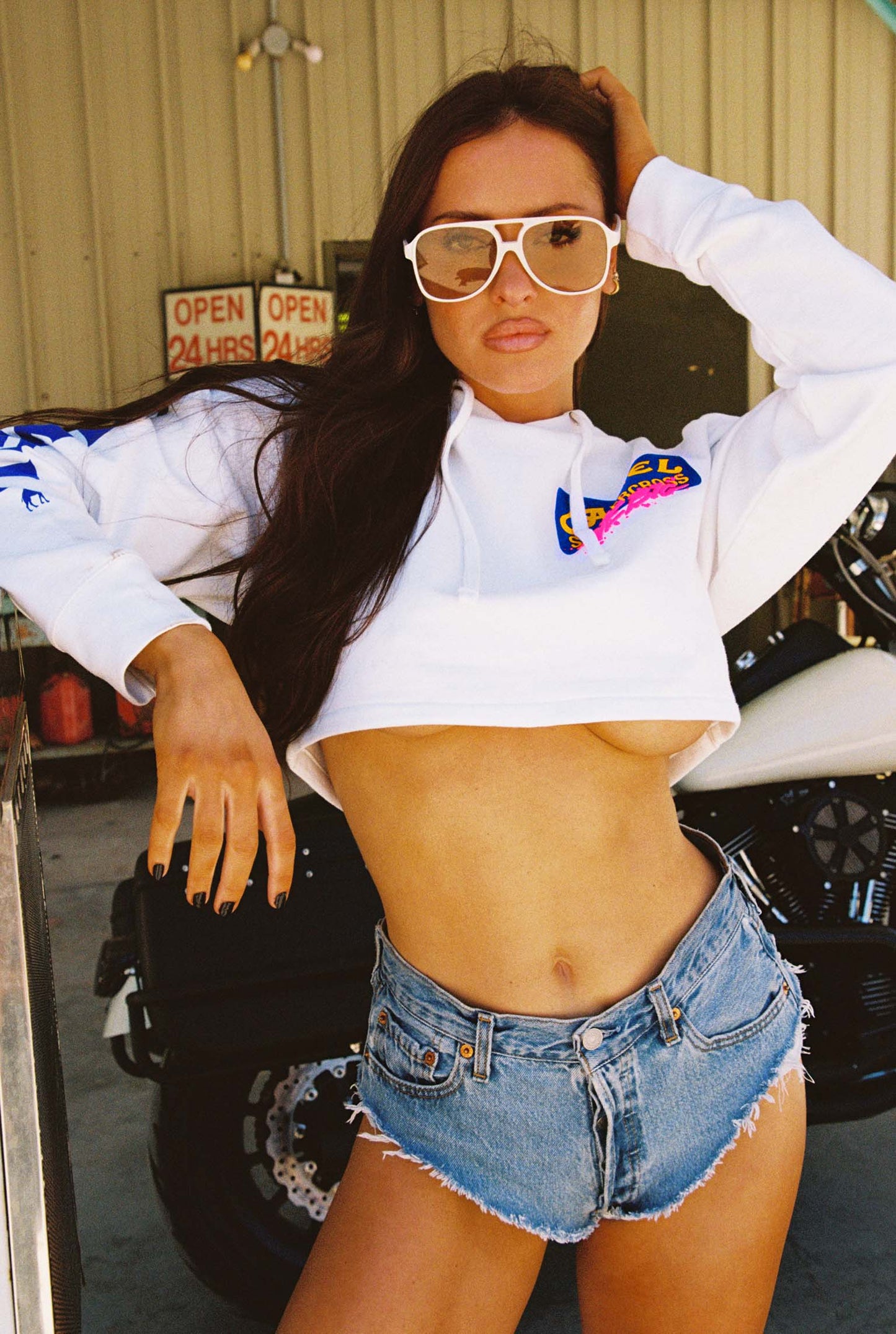 CLEDUS SNOW CREAMSICLE