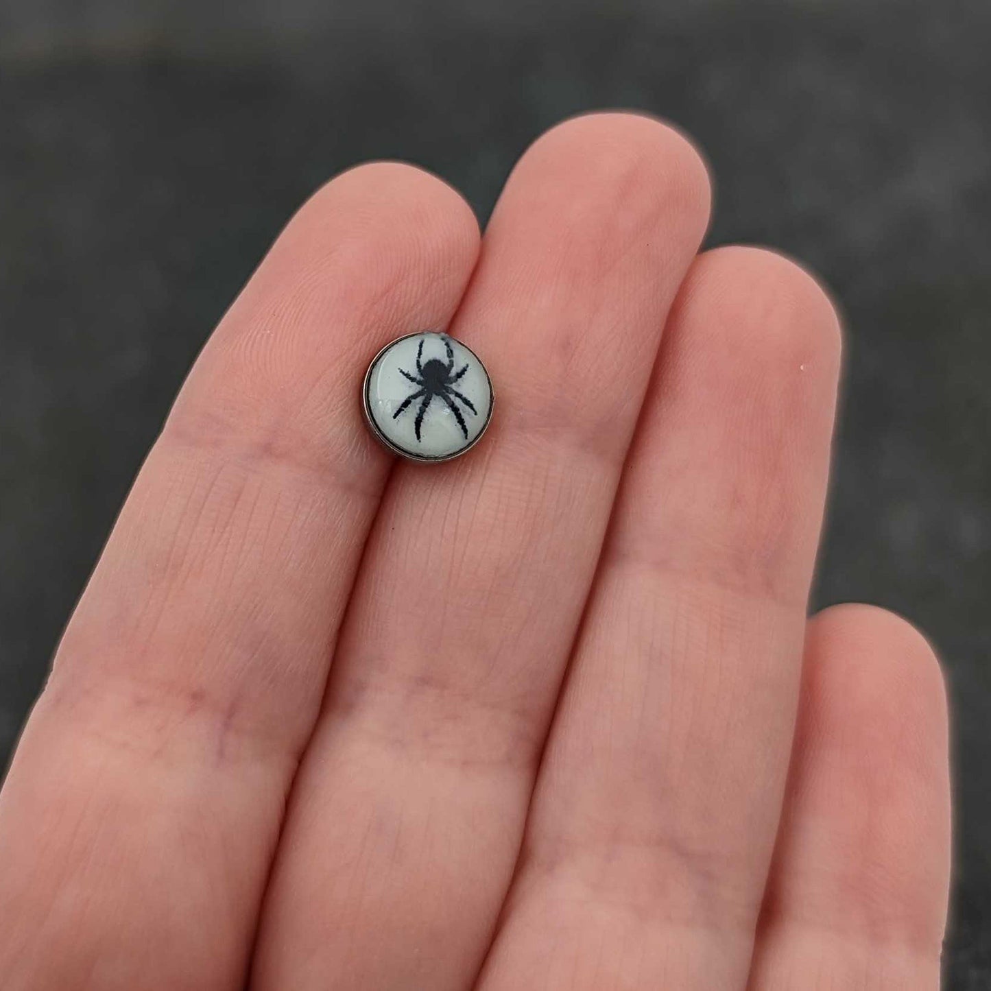 16G Glow in the Dark Black Widow Spider Tragus Cartilage Earring by Onyx O