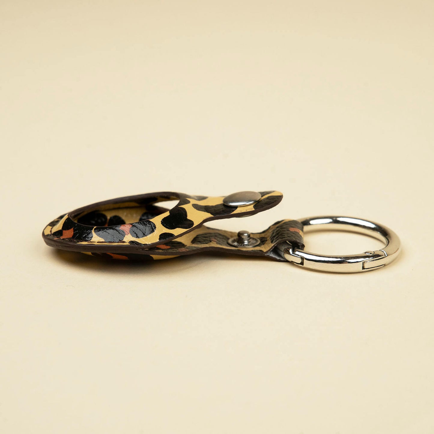 Premium Leather AirTag Holder - Leopard - Orlando