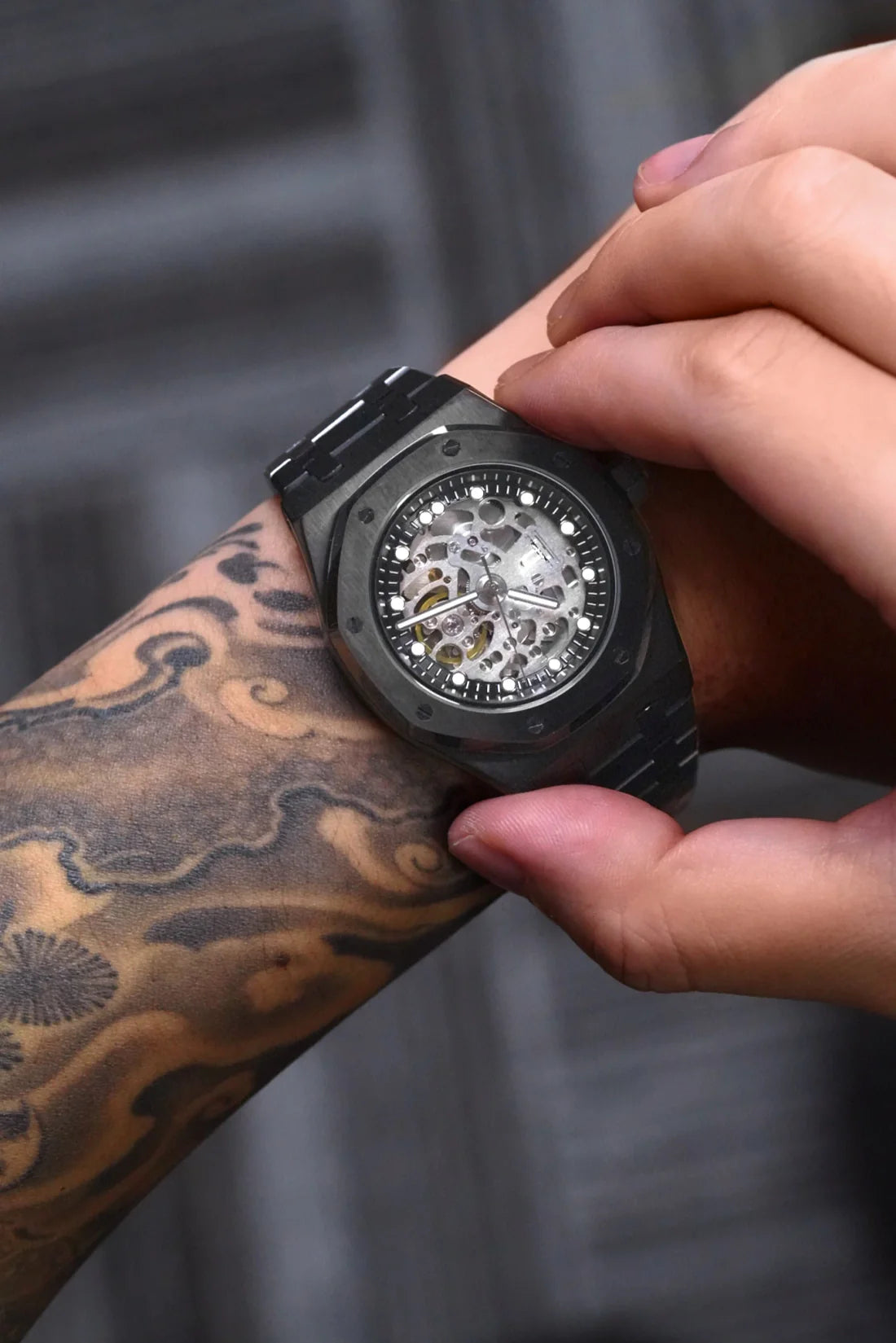 Mod Royal Oak Skeleton Black