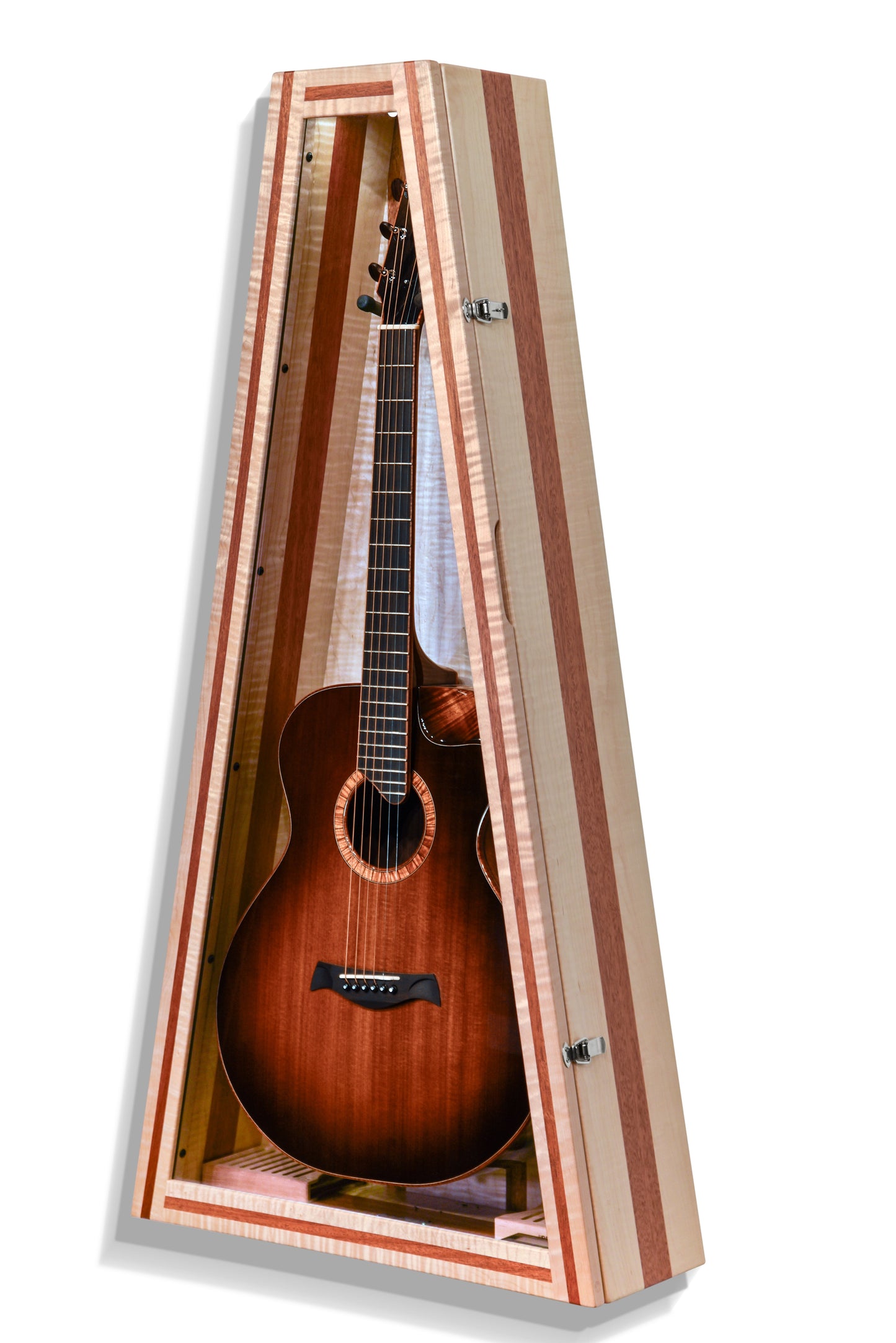 ClimaCase Triangle Humidor - Flamed Maple with Mahogany