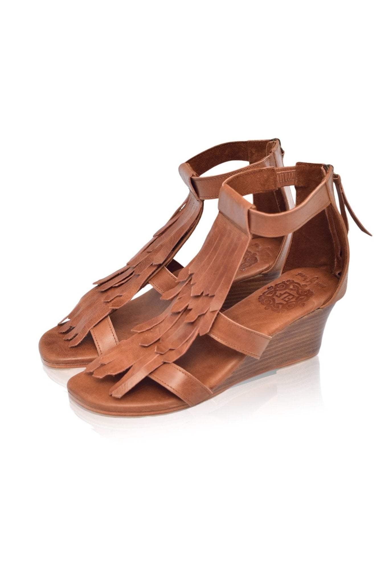 Fringe Fly Away Sandals: Elevate Your Summer Footwear