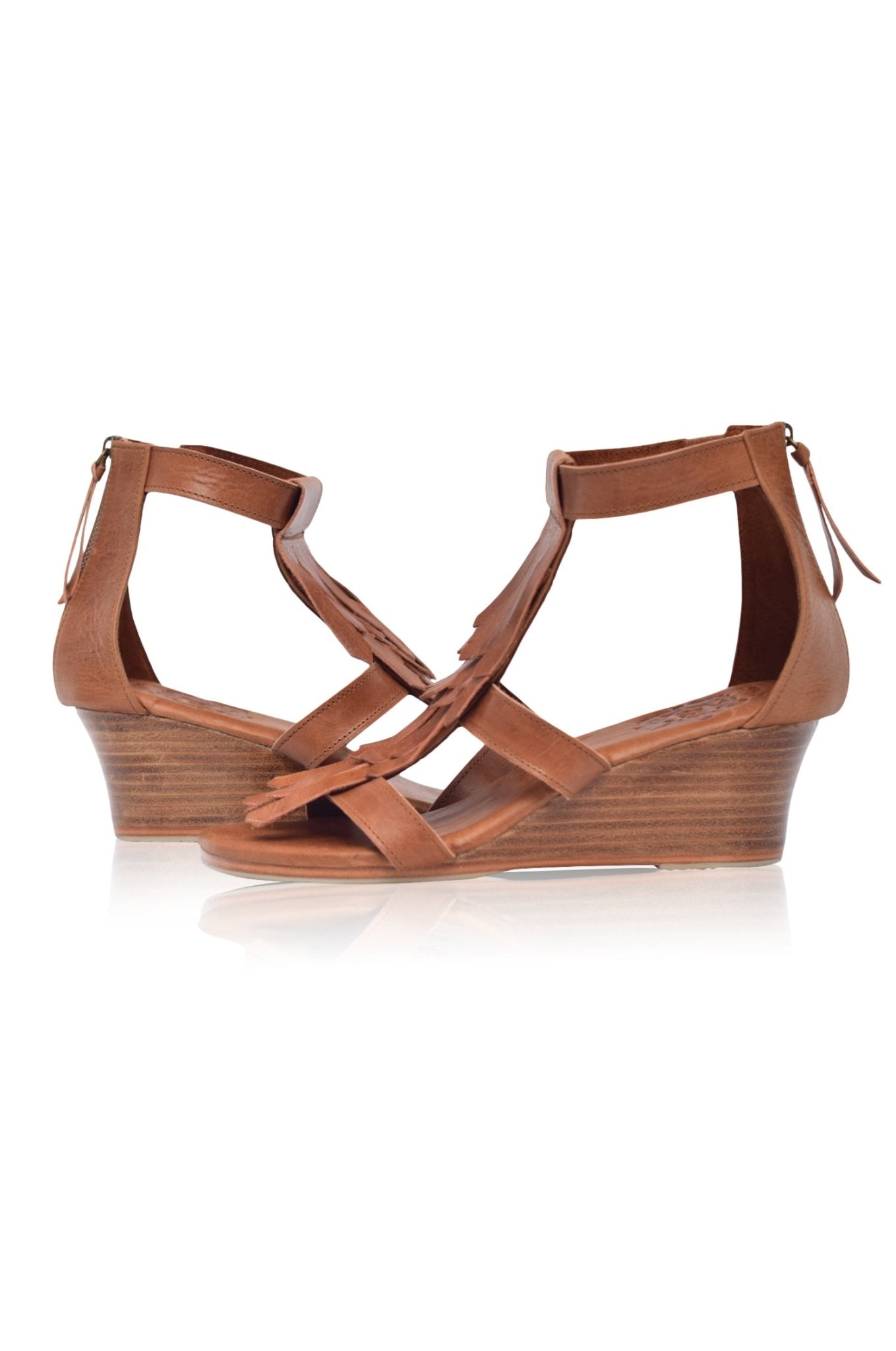 Fringe Fly Away Sandals: Elevate Your Summer Footwear