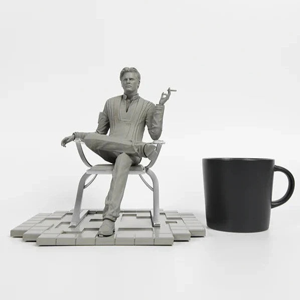 Mass Effect Illusive Man Statue