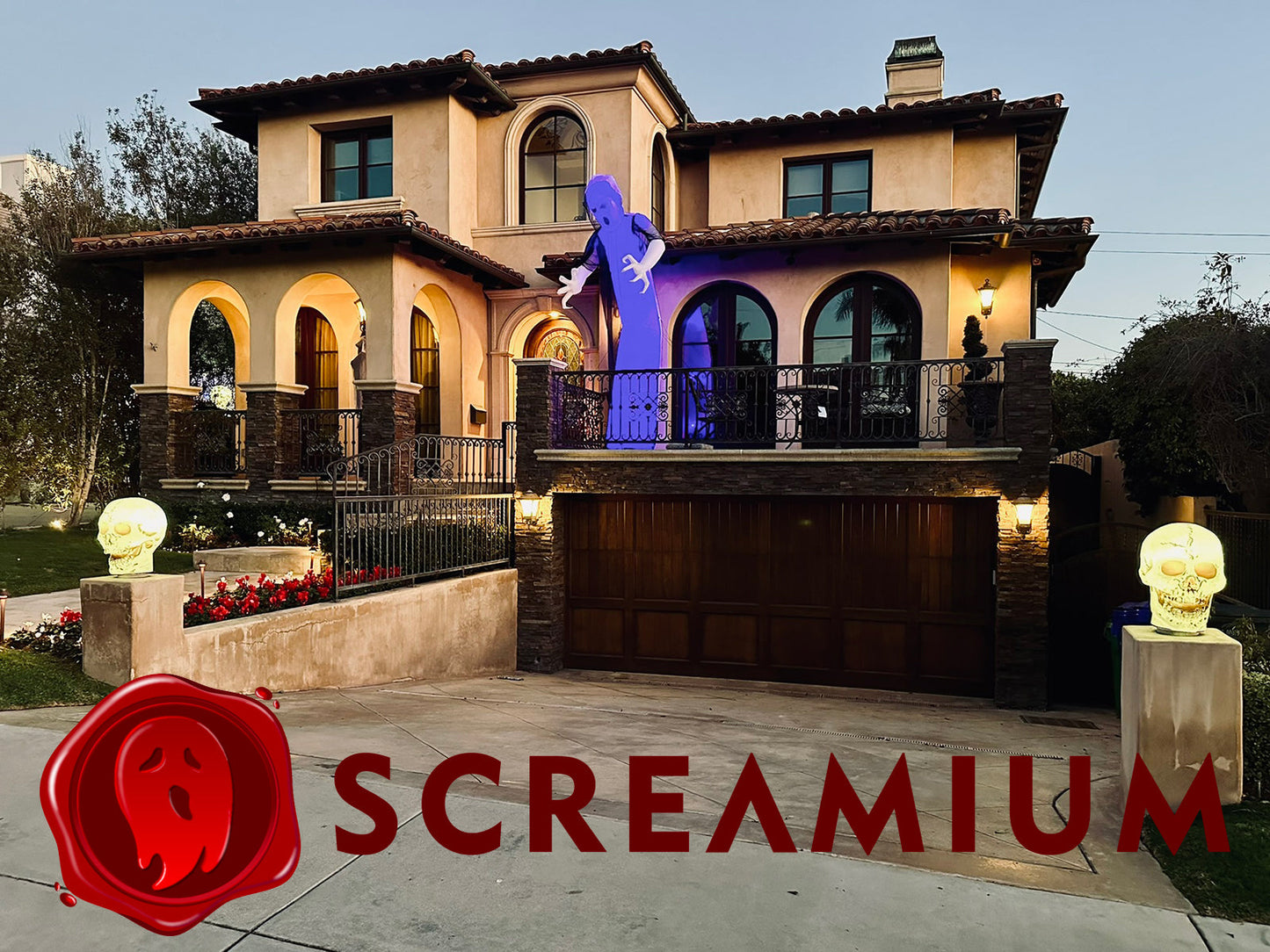 Giant Skull Animatronic Lamp Prop 20-Inch-Tall Heavy Duty Polyresin Halloween Decoration