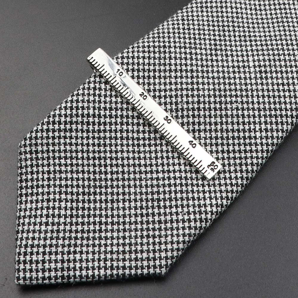 Men's Fashionable Lizard Shape Tie Pin Tie Clip - Premium tie clip from Lizard Vigilante - Just $14.99! Shop now at Lizard Vigilante