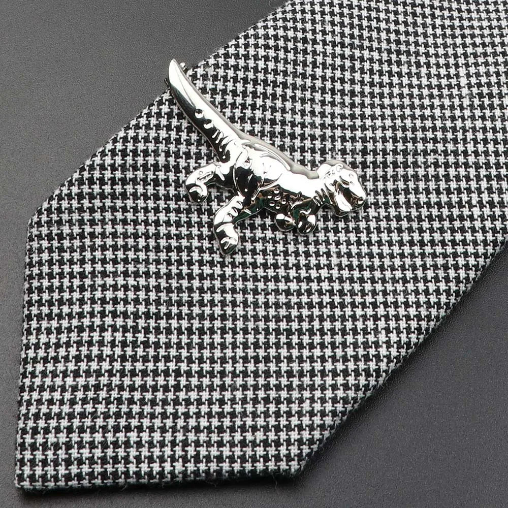 Men's Fashionable Lizard Shape Tie Pin Tie Clip - Premium tie clip from Lizard Vigilante - Just $14.99! Shop now at Lizard Vigilante