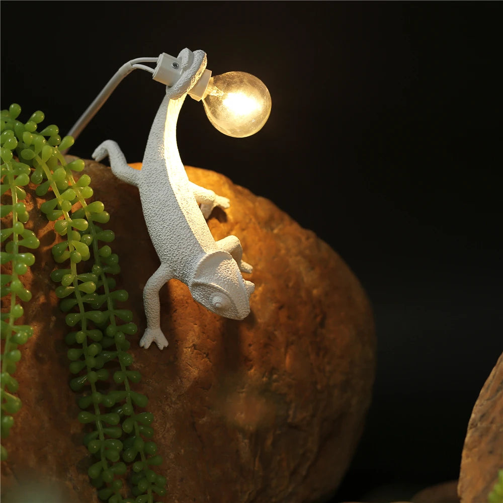 Resin Lizard Night Light Living Room Bedroom Modern Animal Chameleon Wall Lamps Led Table Lamps Home Decor Luminarie - Premium lizard light from Lizard Vigilante - Just $36.99! Shop now at Lizard Vigilante