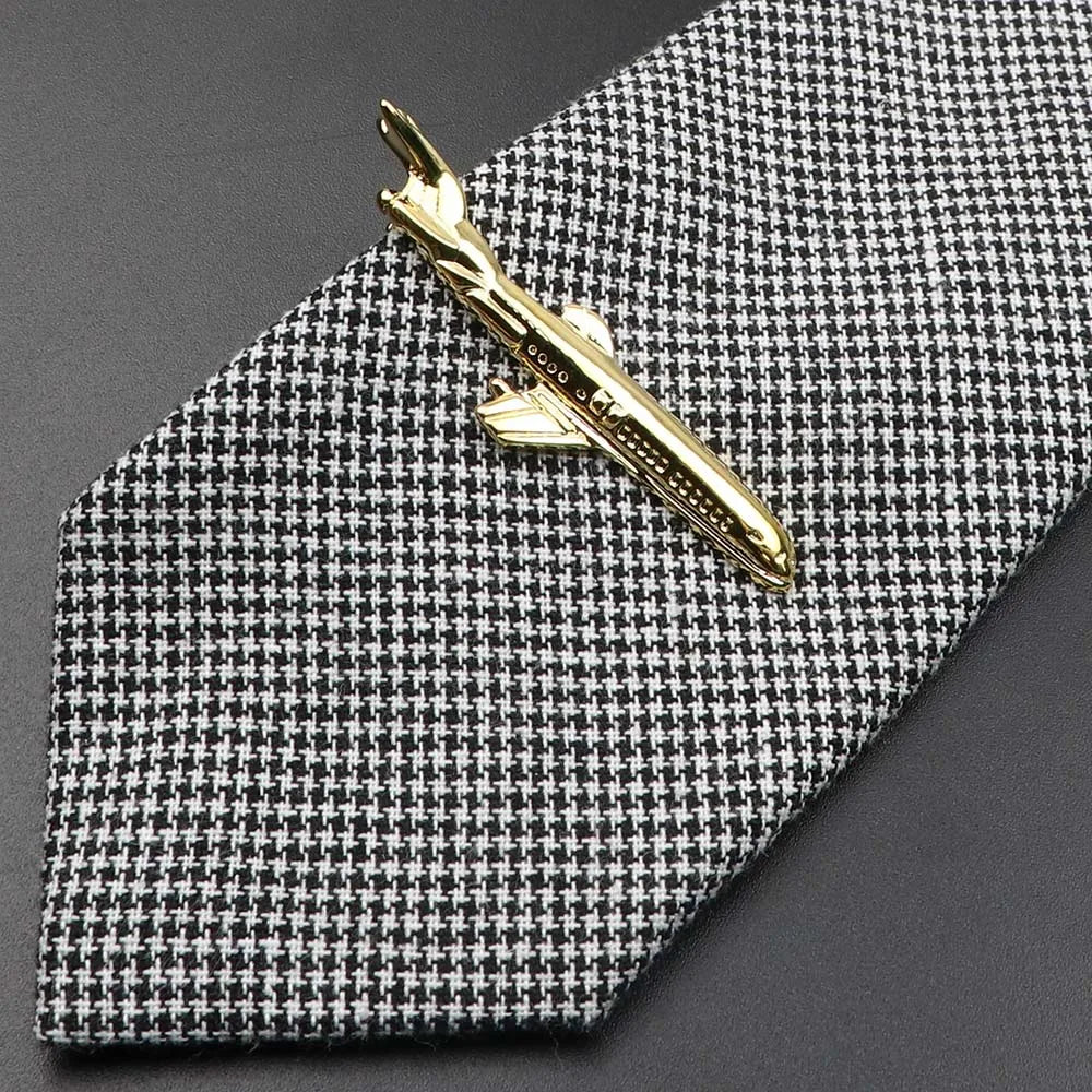 Men's Fashionable Lizard Shape Tie Pin Tie Clip - Premium tie clip from Lizard Vigilante - Just $14.99! Shop now at Lizard Vigilante