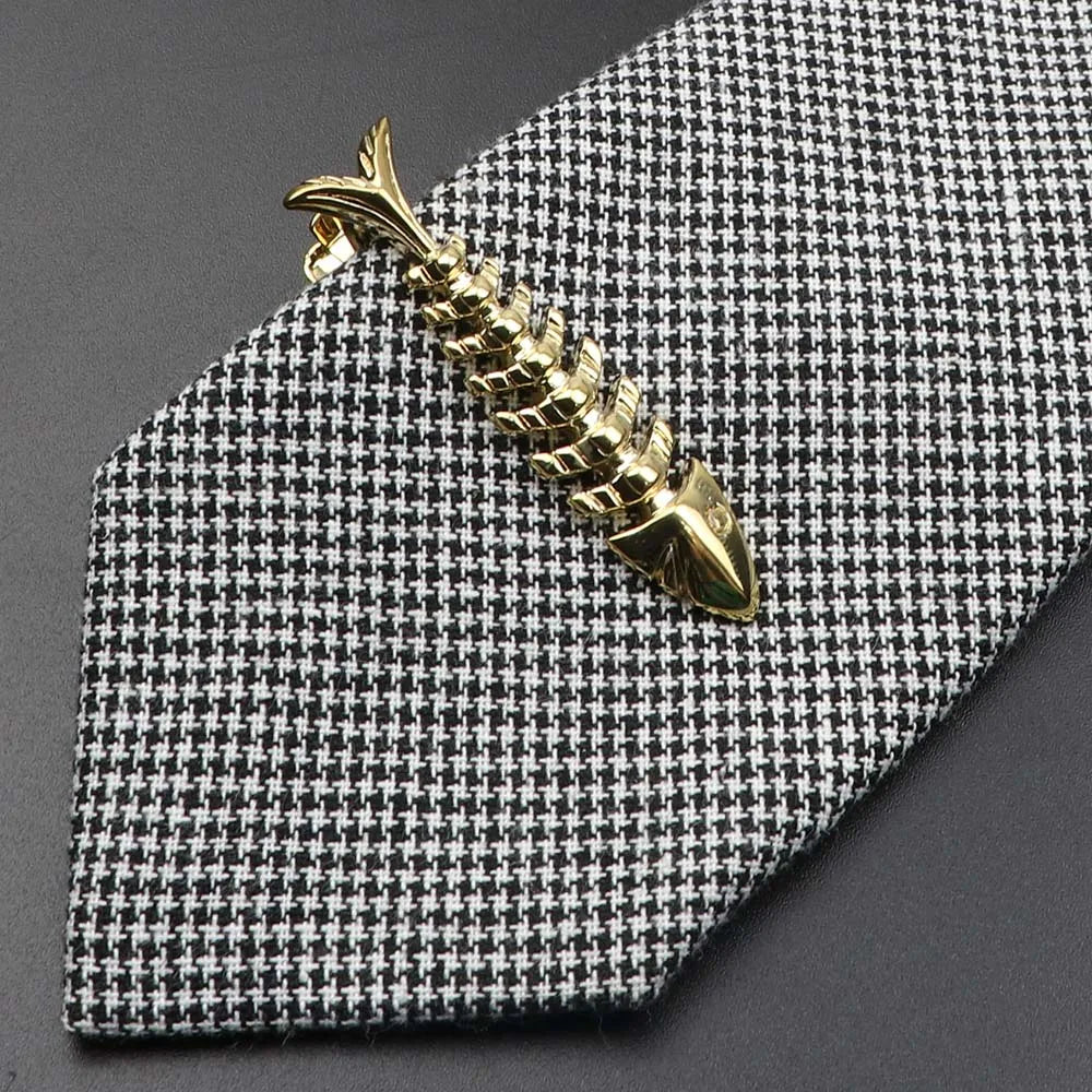 Men's Fashionable Lizard Shape Tie Pin Tie Clip - Premium tie clip from Lizard Vigilante - Just $14.99! Shop now at Lizard Vigilante